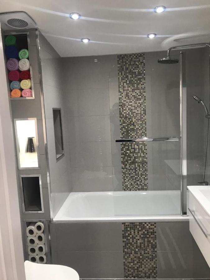 One Bedroom Apartment Goodmayes ภายนอก รูปภาพ